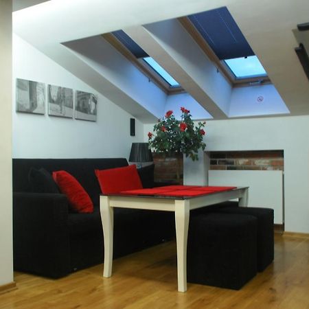 Black & White Krakow Room photo